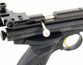 Пневматический пистолет Crosman 2300S